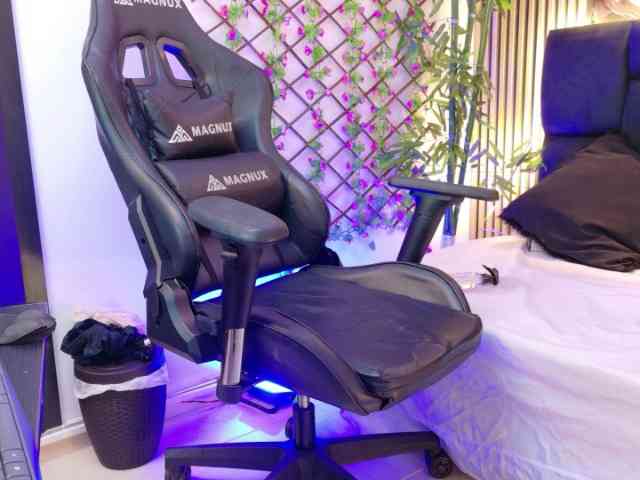 lararoberts1 lararoberts1