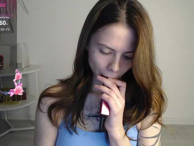 ChloeSummers's BongaCams show and profile