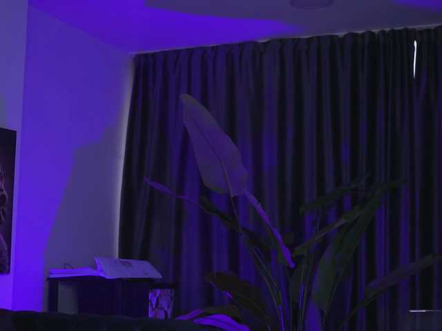 OlyviaVey from BongaCams