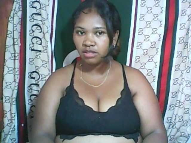 Sex chat gratuit in direct cu Leticiah pe BongaCams