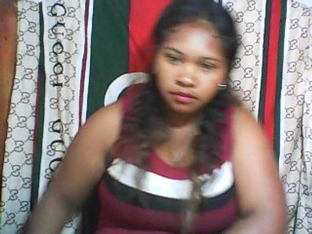 Leticiah webcam bongacams model stream image
