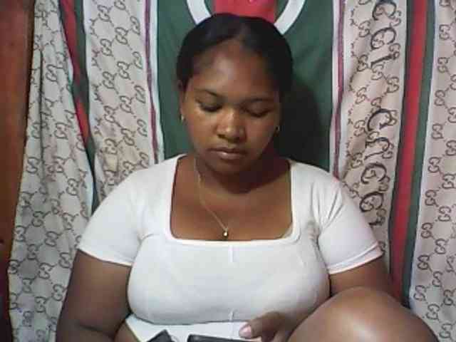 Leticiah webcam