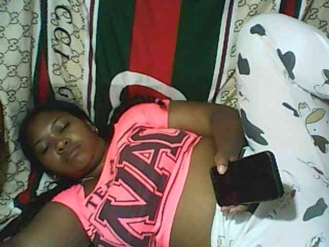 Leticiah webcam