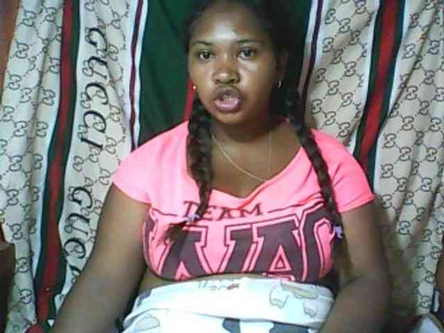 Leticiah webcam