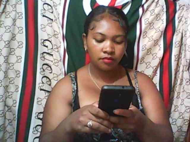 Leticiah webcam
