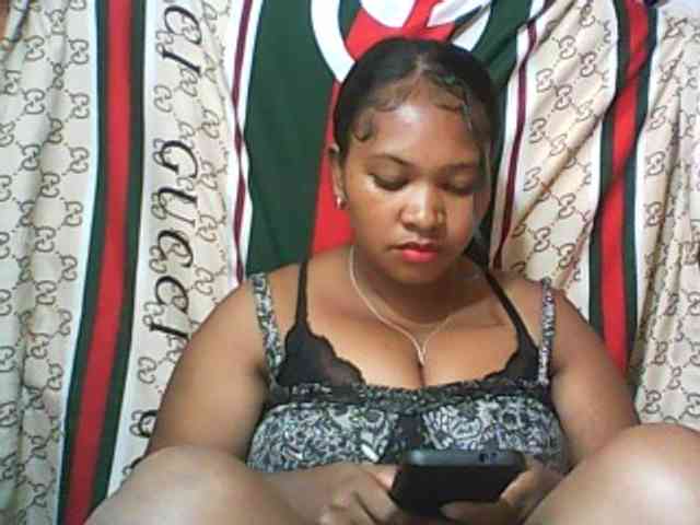Leticiah webcam