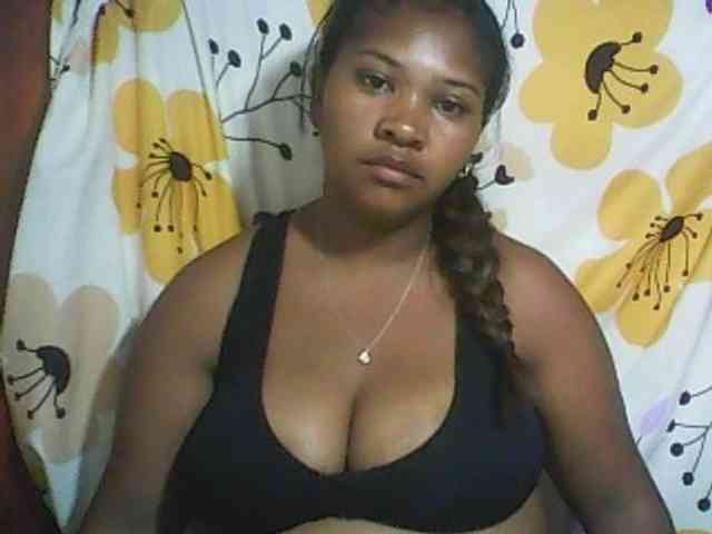 Leticiah Live Webcam on BongaCams