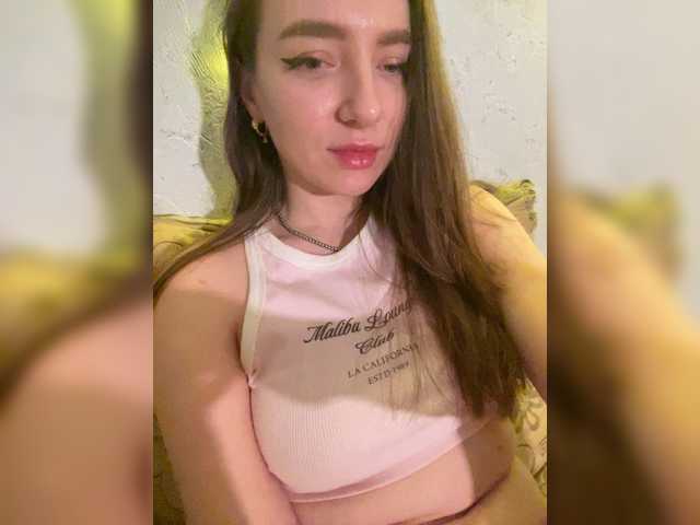 OlaChikaMamasita's BongaCams show and profile