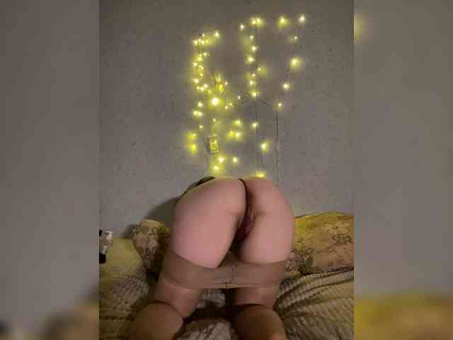 OlaChikaMamasita webcam