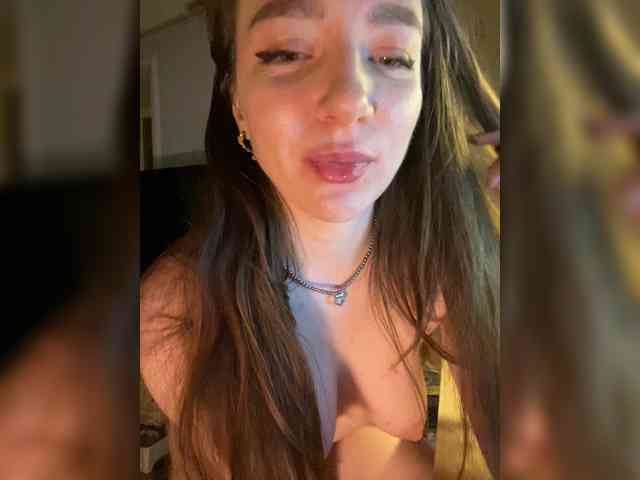 OlaChikaMamasita Live Webcam on BongaCams