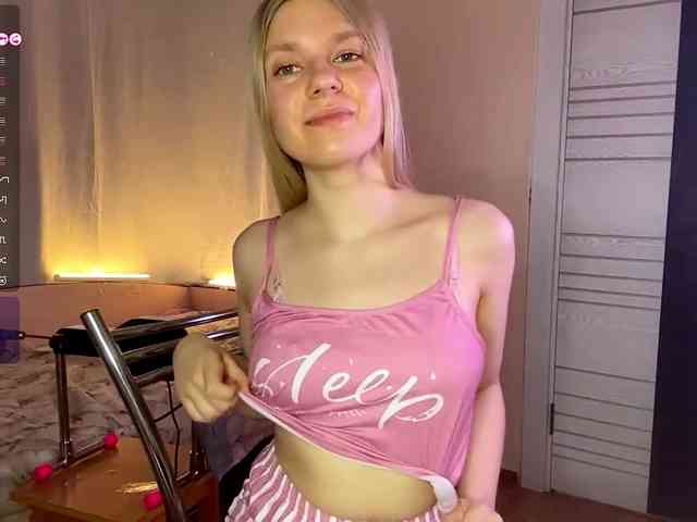 MargueritaMusto webcam