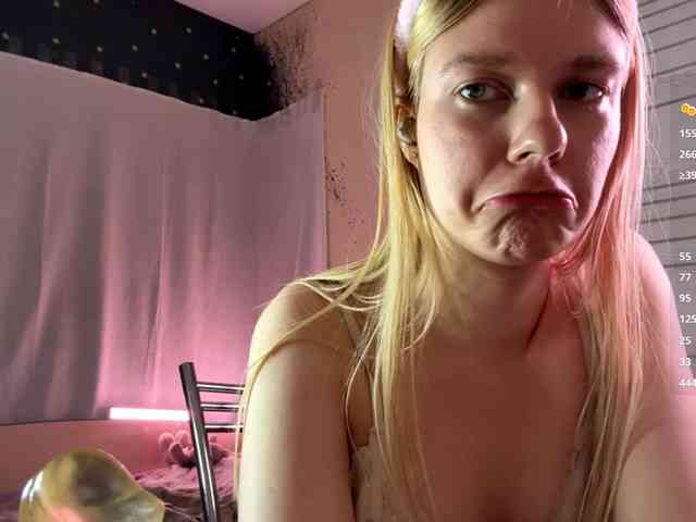 MargueritaMusto webcam