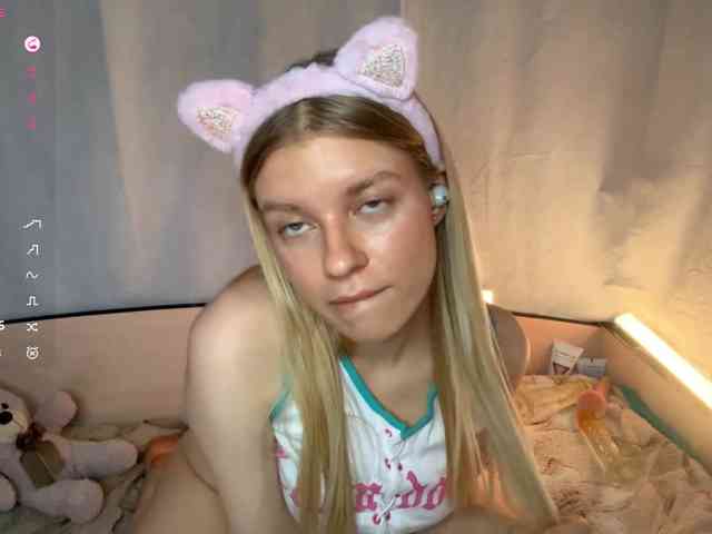 MargueritaMusto webcam