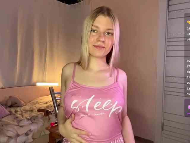 MargueritaMusto webcam