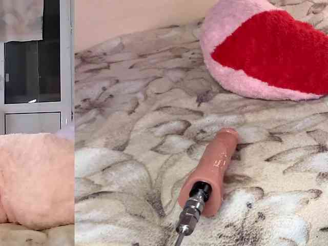 MargueritaMusto webcam