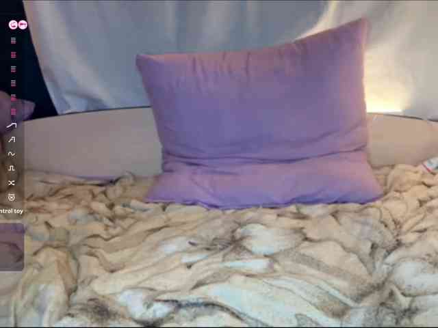 MargueritaMusto webcam