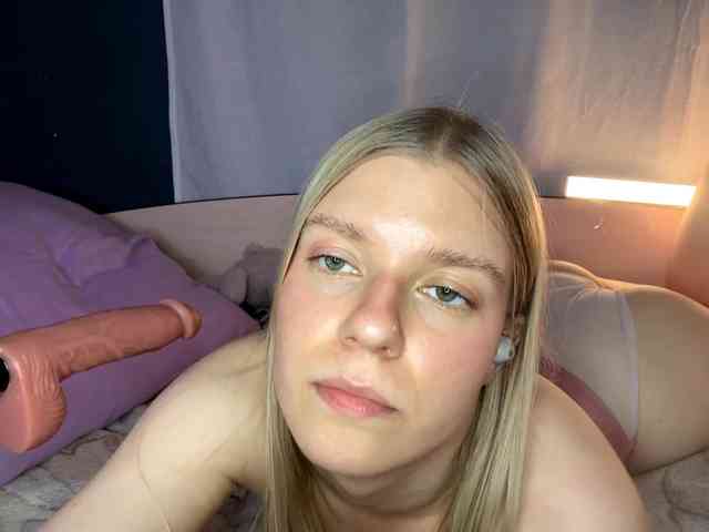 MargueritaMusto webcam