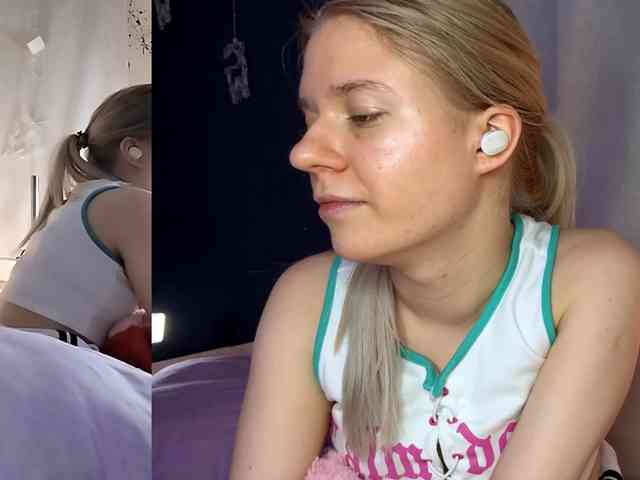 MargueritaMusto webcam