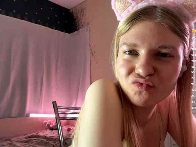 MargueritaMusto webcam