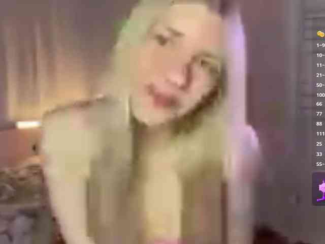 MargueritaMusto webcam