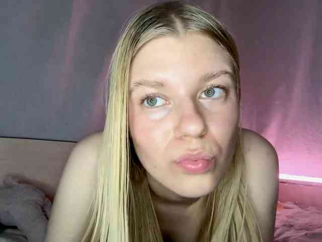 MargueritaMusto webcam