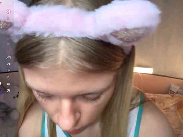 MargueritaMusto webcam