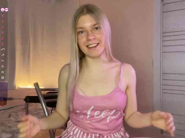 MargueritaMusto webcam