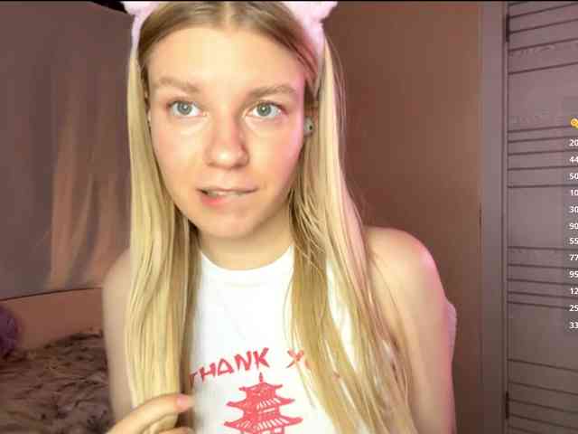 MargueritaMusto webcam