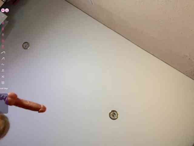 MargueritaMusto webcam