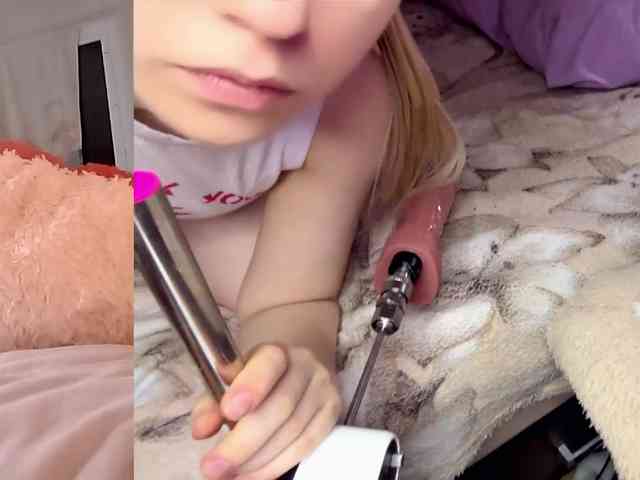 MargueritaMusto webcam