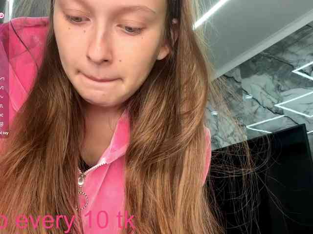 EvaLovesYouSoMuch webcam