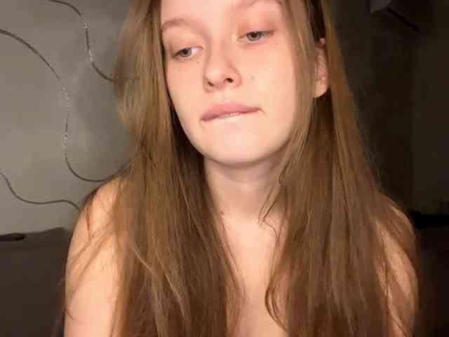 EvaLovesYouSoMuch webcam