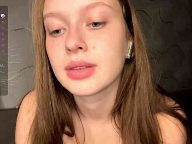 EvaLovesYouSoMuch webcam