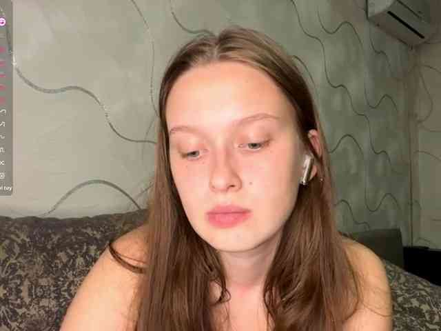 EvaLovesYouSoMuch webcam