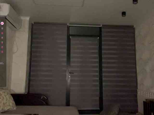 EvaLovesYouSoMuch webcam