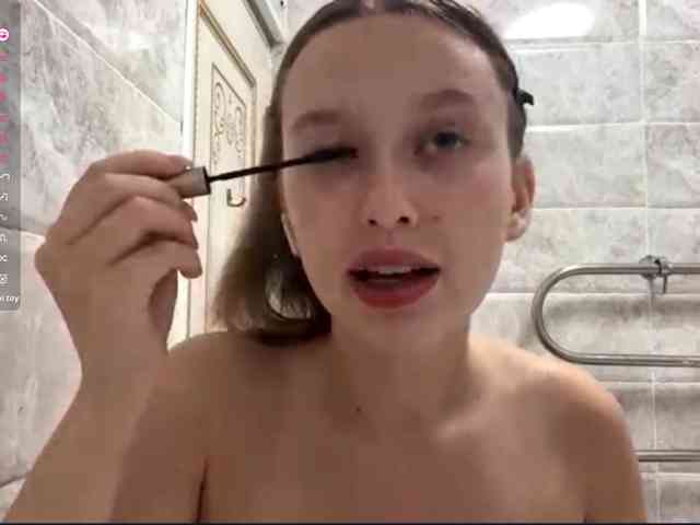 EvaLovesYouSoMuch webcam