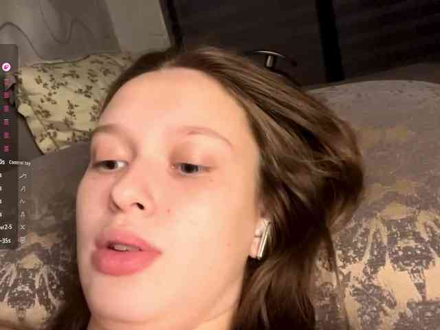 EvaLovesYouSoMuch webcam