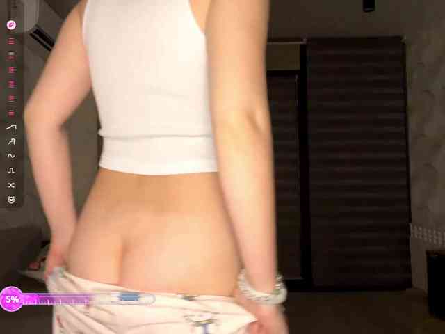 EvaLovesYouSoMuch webcam