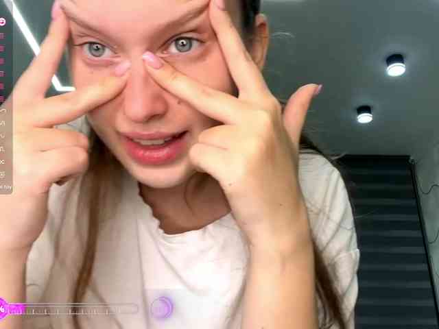 EvaLovesYouSoMuch webcam