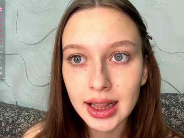 EvaLovesYouSoMuch webcam