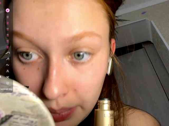 EvaLovesYouSoMuch webcam