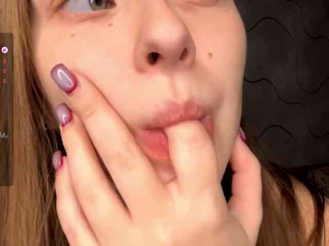 EvaLovesYouSoMuch webcam