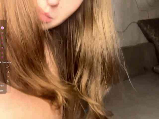 EvaLovesYouSoMuch webcam