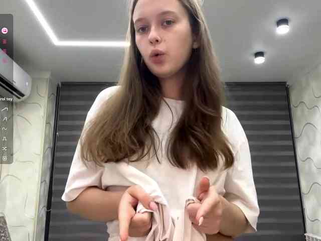 EvaLovesYouSoMuch webcam