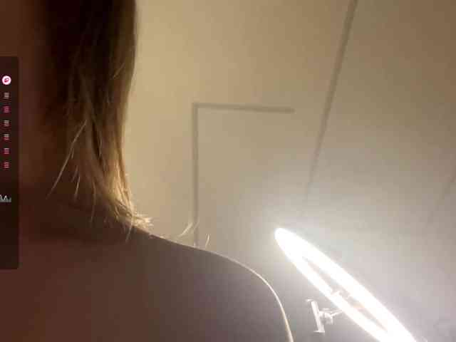 EvaLovesYouSoMuch webcam