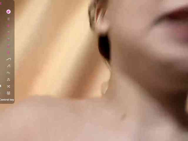 EvaLovesYouSoMuch webcam