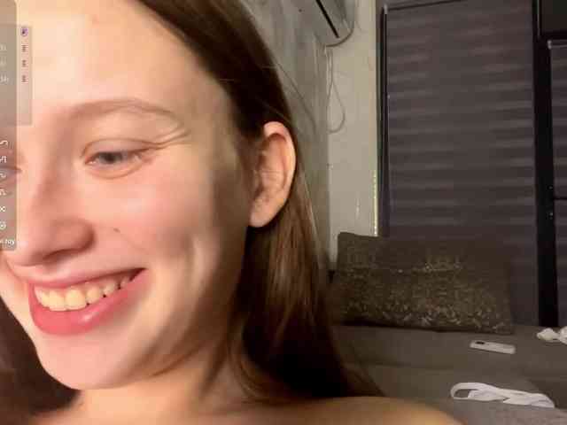 EvaLovesYouSoMuch webcam