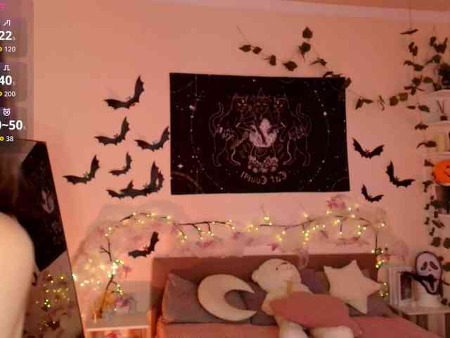 LunaraAdams bongacams