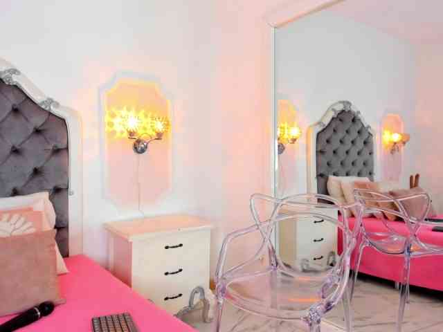 HarleyQueen666 webcam