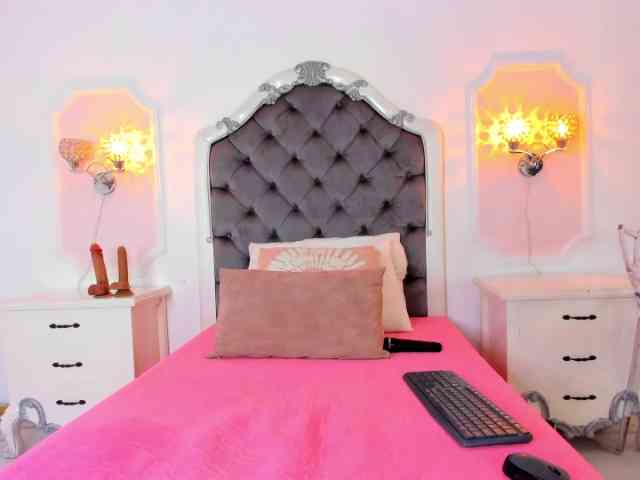 HarleyQueen666 webcam